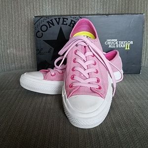 GUC Converse Chuck Taylor II Womens Size 8 Pink